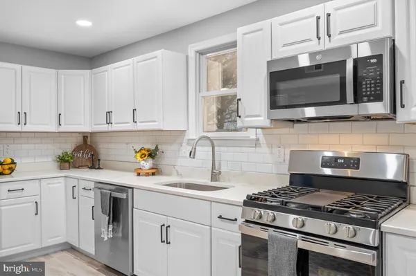 $419,000 | 2 River Place, Pennsville, NJ 08070