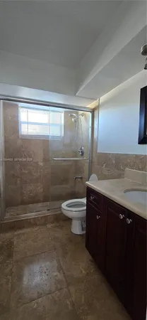 $1,900 | 2185 Northeast 123rd Street, Unit 101, North Miami, FL 33181
