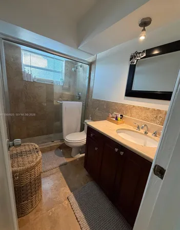 $1,900 | 2185 Northeast 123rd Street, Unit 101, North Miami, FL 33181