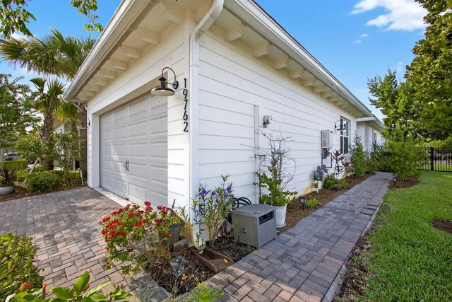 a view of an entryway