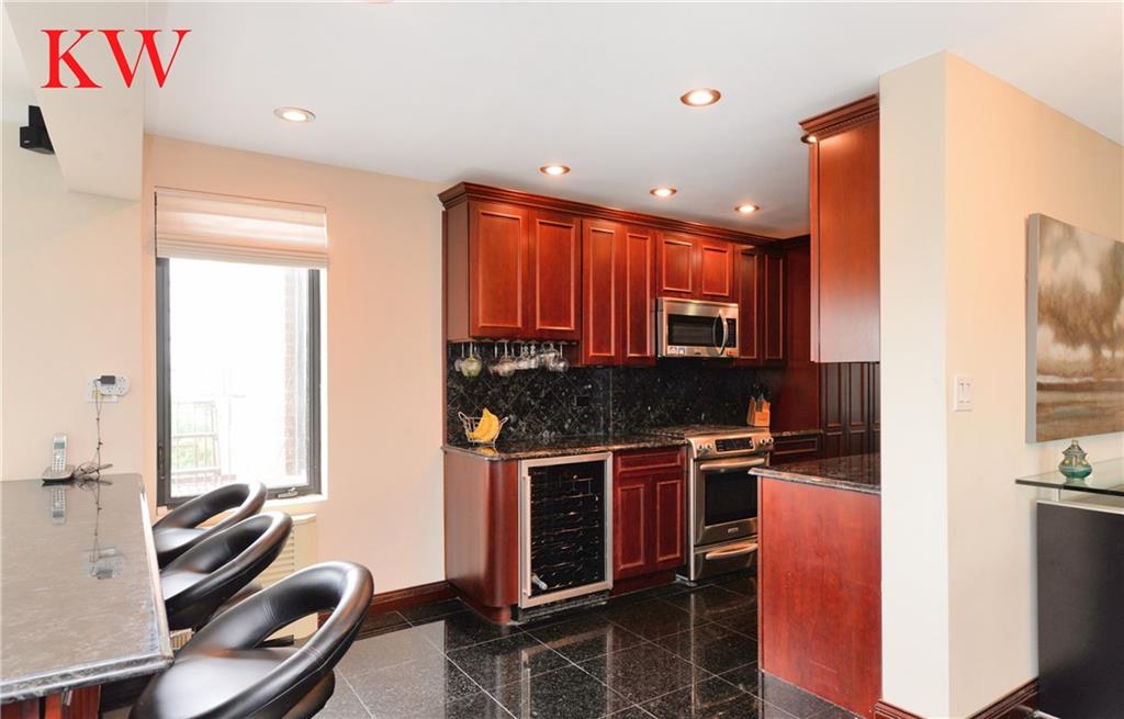 7401 Shore Road, Unit 3A Brooklyn, NY 11209 - Photo 13 of 31