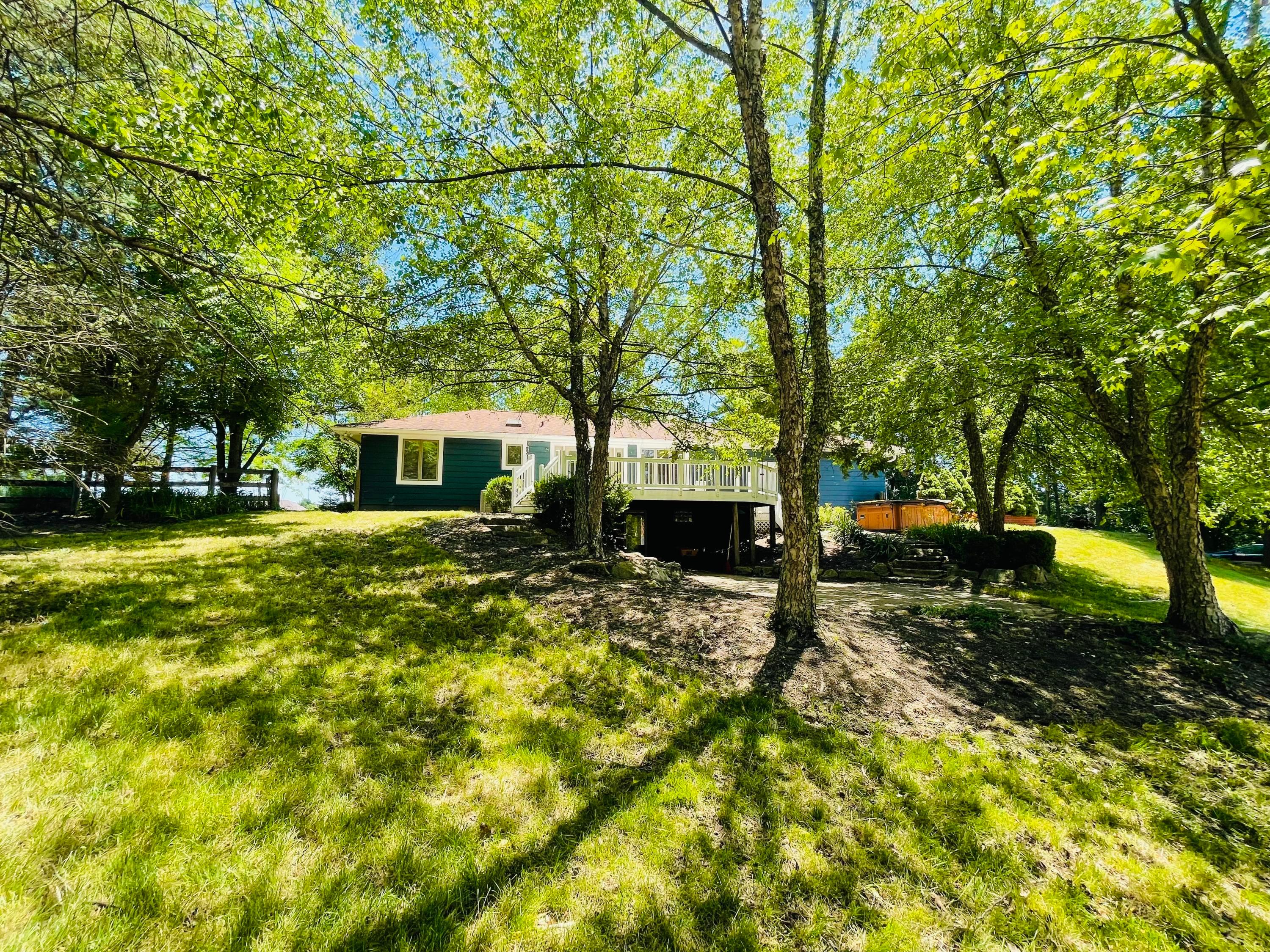 6924 Worthington Road Westerville, OH 43082 - Photo 2 of 39