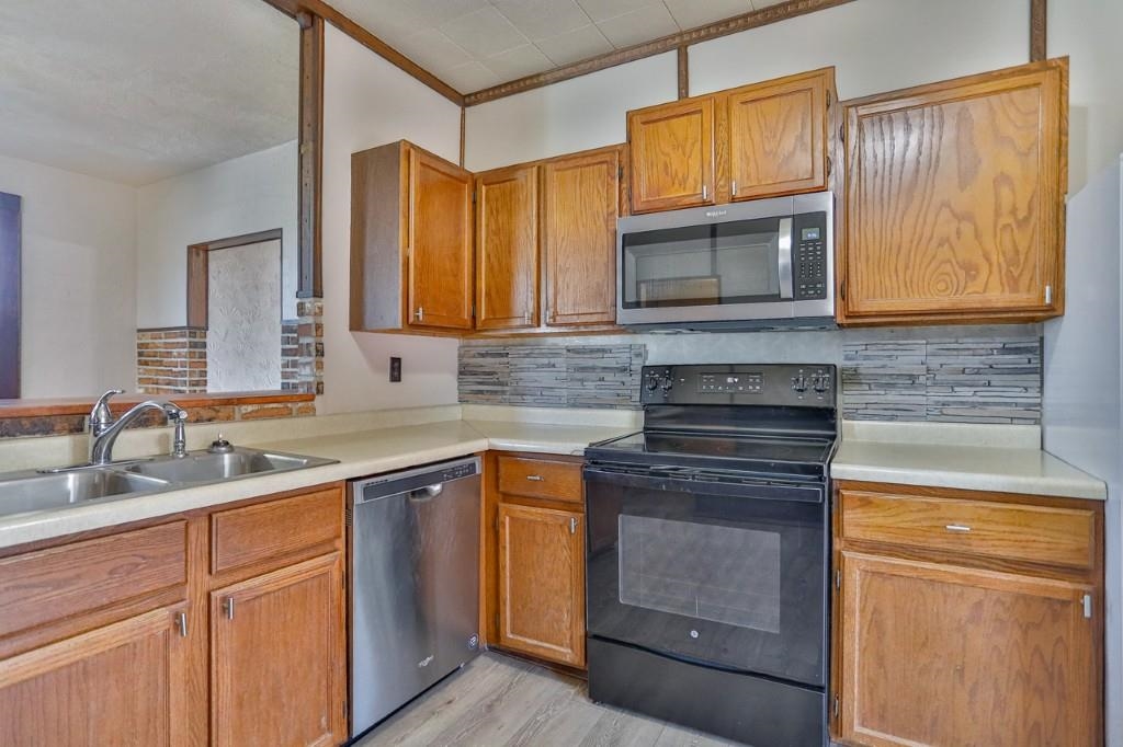 237490 Allen Street Athens, WI 54411 - Photo 15 of 39