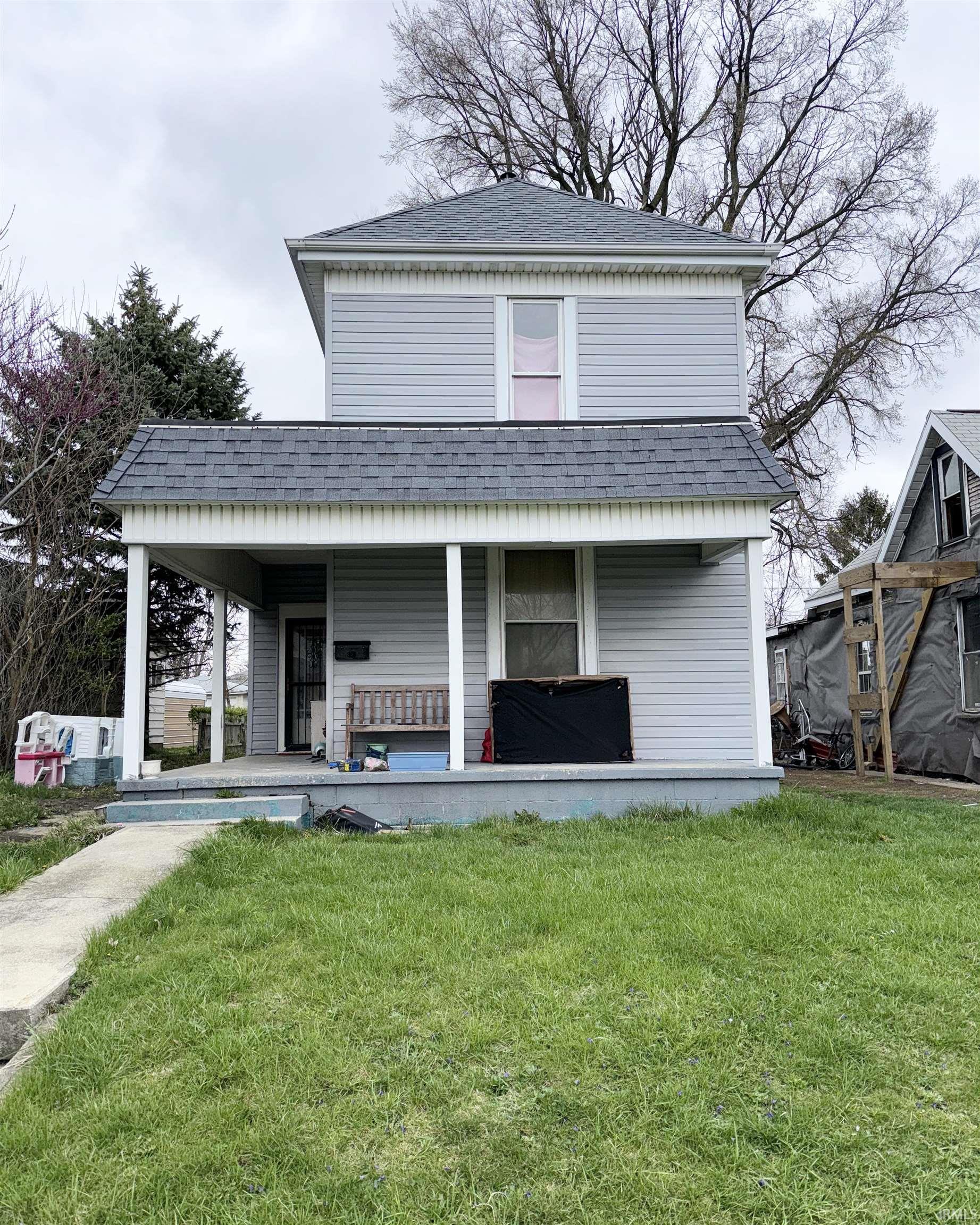 2124 South Walnut Street Muncie, IN 47302 - Photo 1 of 23 Gallery Image 1