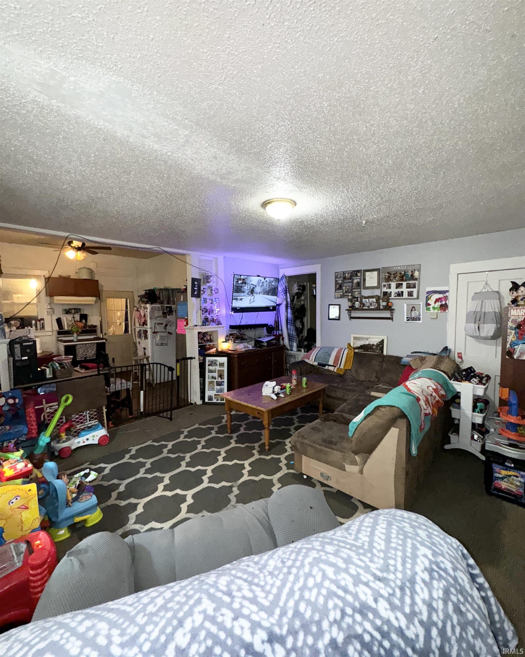 2124 South Walnut Street Muncie, IN 47302 - Photo 9 of 23 Gallery Image 9