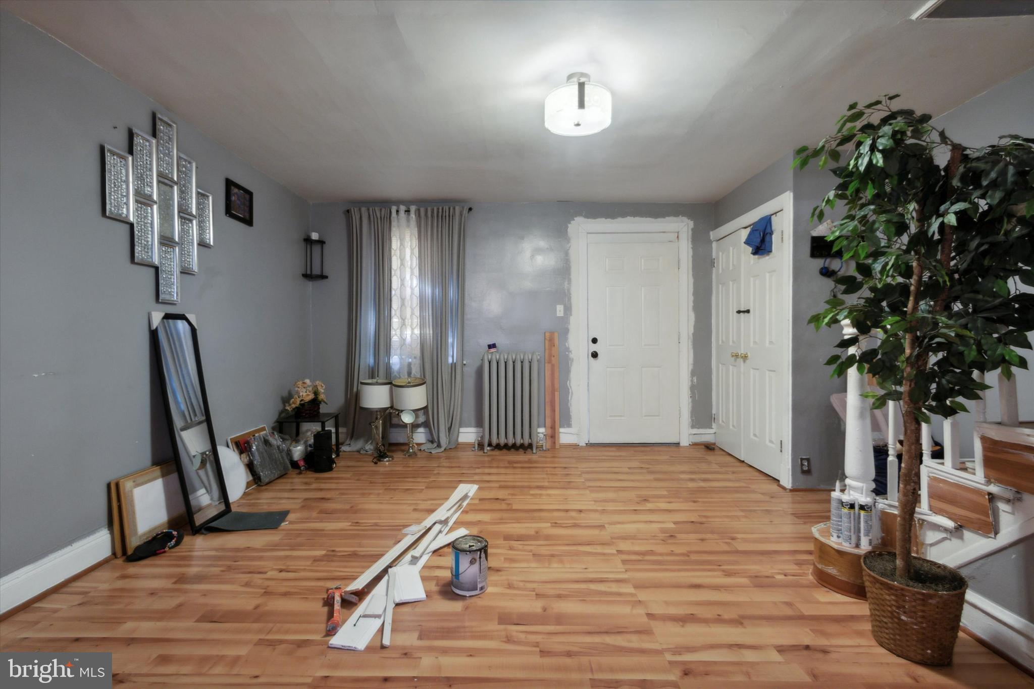 7177 Radbourne Road Upper Darby, PA 19082 - Photo 4 of 15