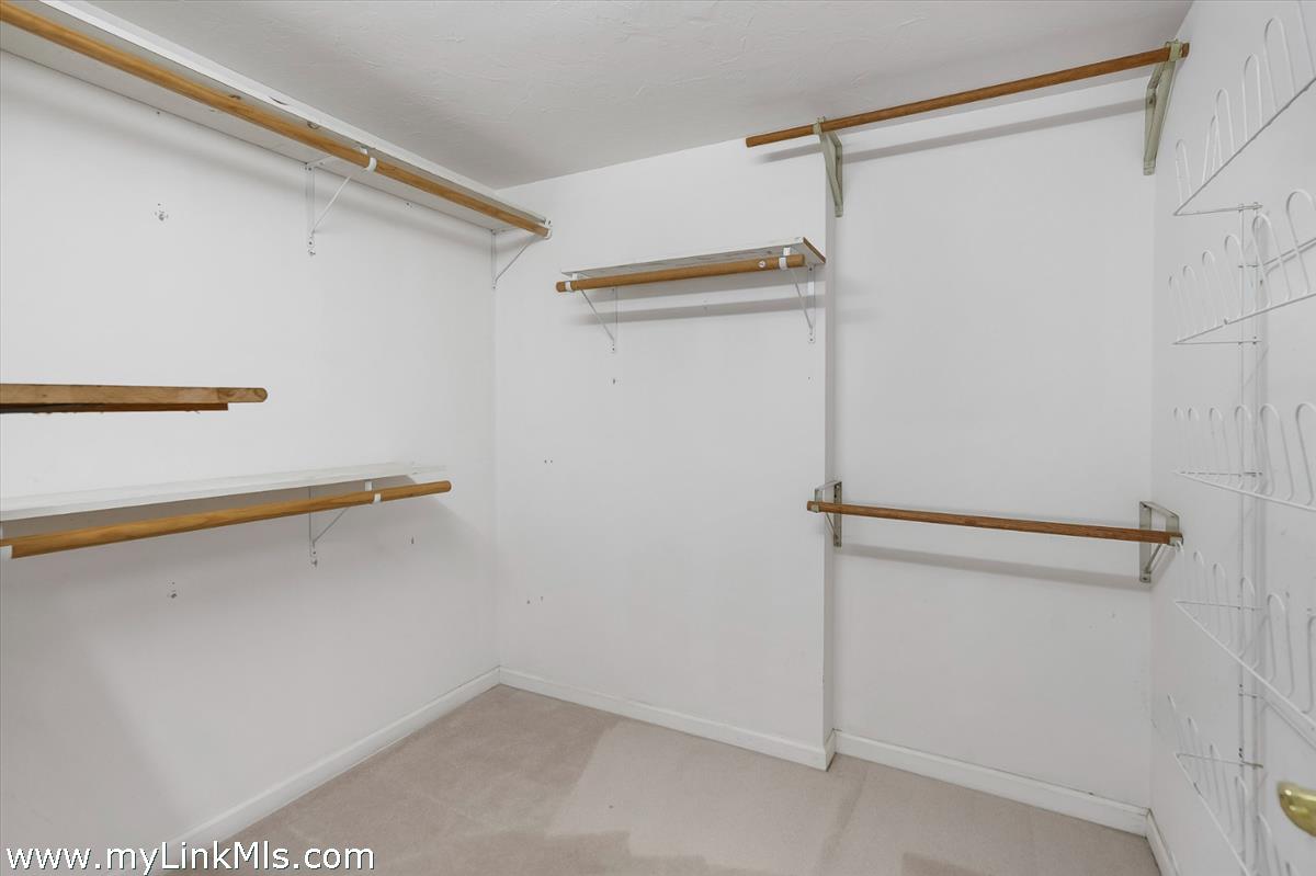 39 Iron Hill Road Oak Bluffs, MA 02557 - Photo 16 of 48