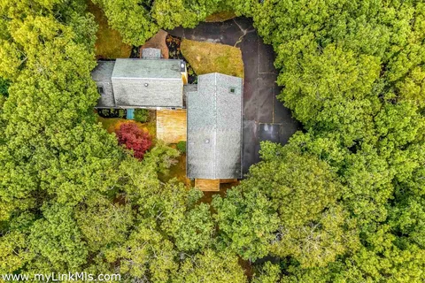 $1,750,000 | 39 Iron Hill Road, Oak Bluffs, MA 02557