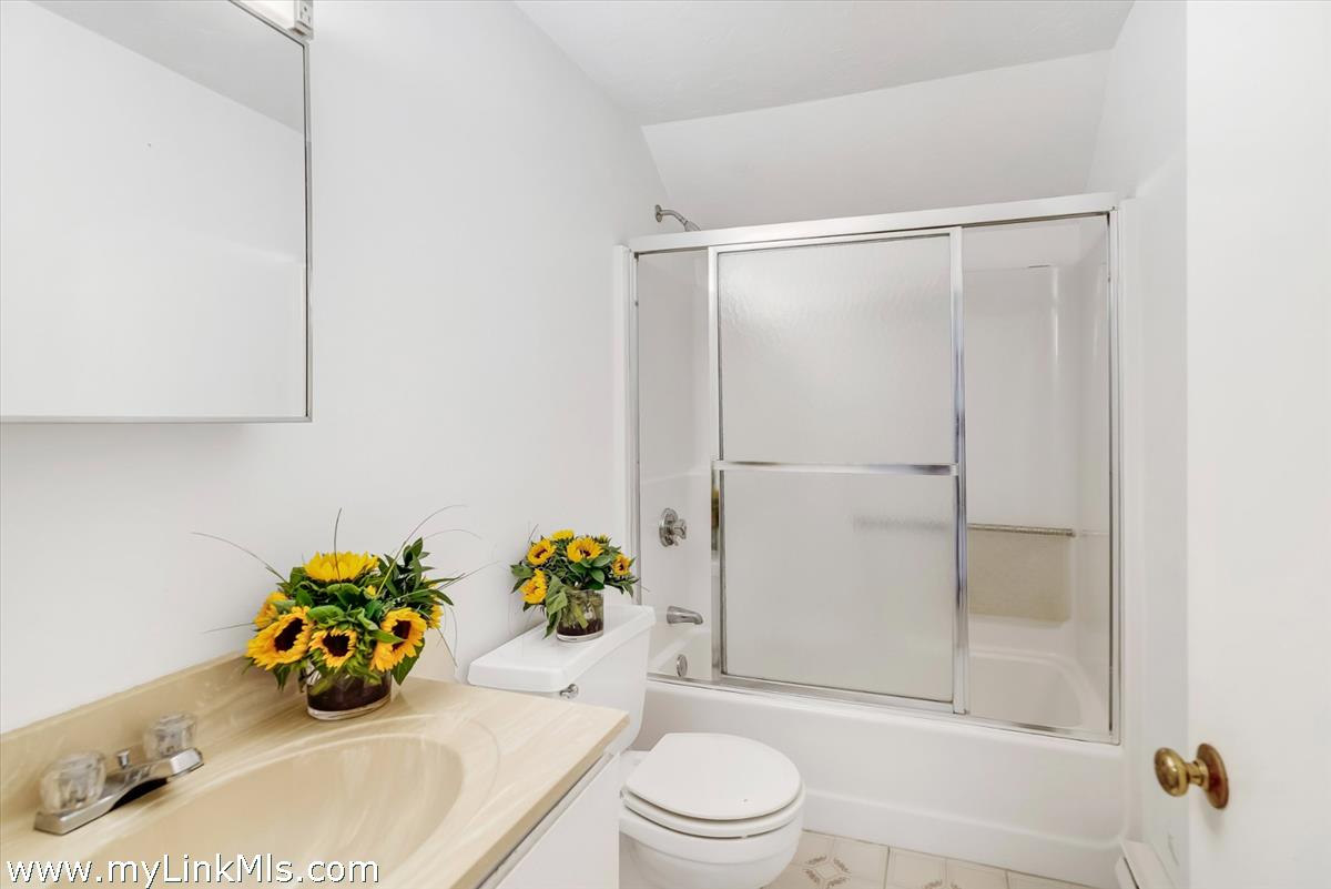 39 Iron Hill Road Oak Bluffs, MA 02557 - Photo 24 of 48