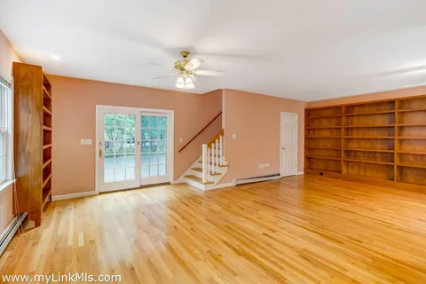 $1,750,000 | 39 Iron Hill Road, Oak Bluffs, MA 02557