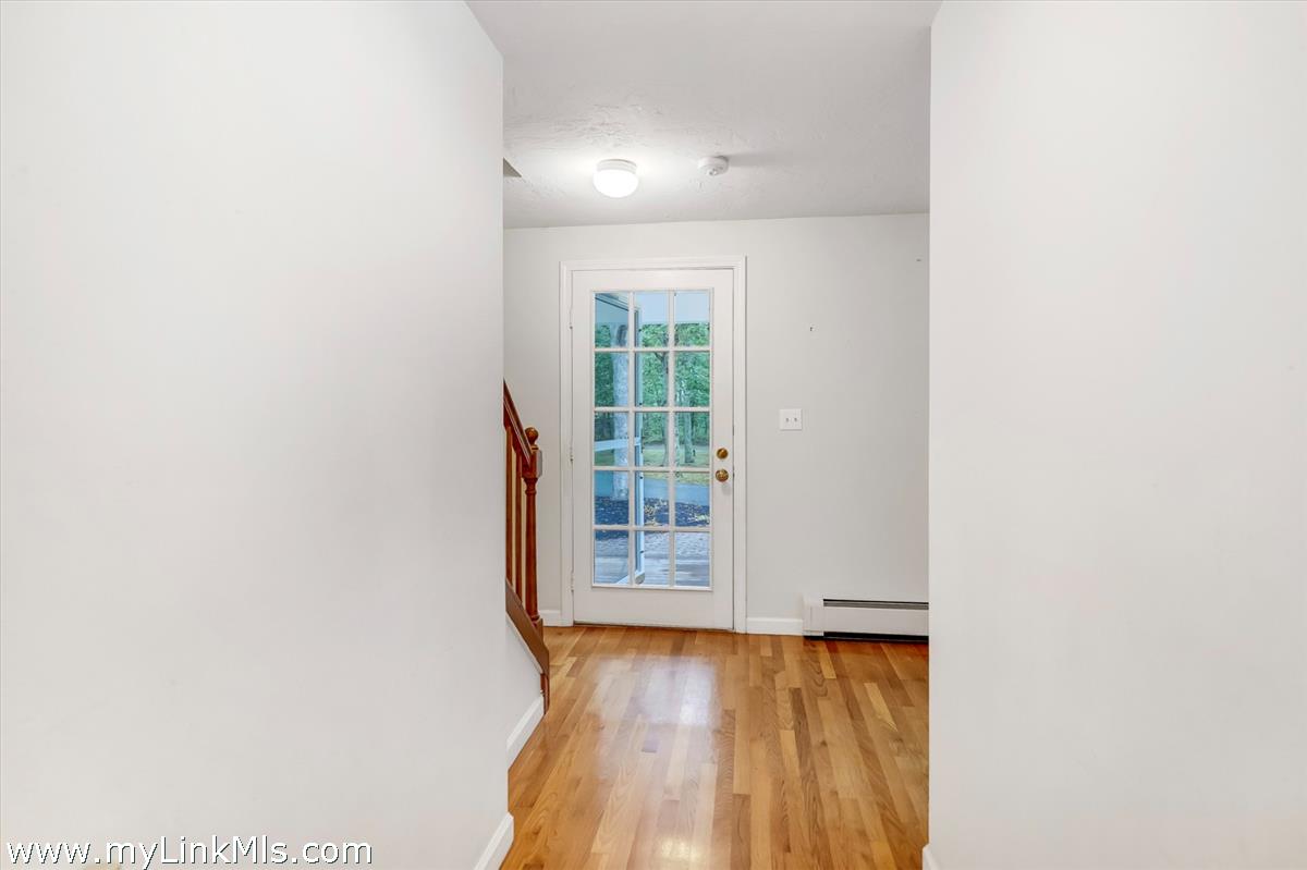 39 Iron Hill Road Oak Bluffs, MA 02557 - Photo 4 of 48