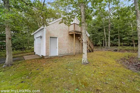 $1,750,000 | 39 Iron Hill Road, Oak Bluffs, MA 02557