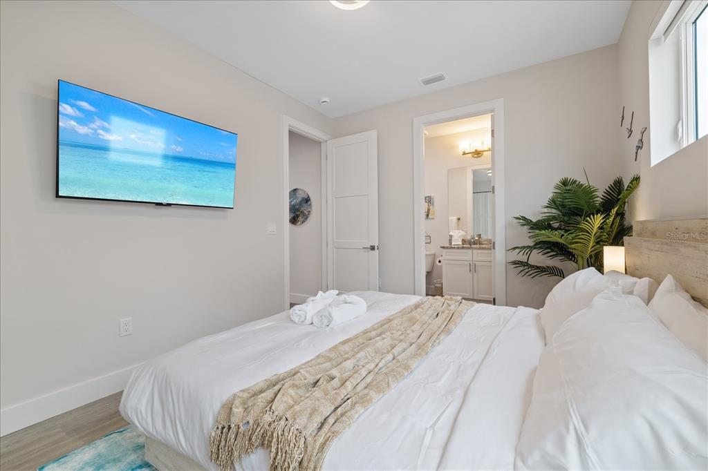 623 Petit Way Largo, FL 33770 - Photo 26 of 54