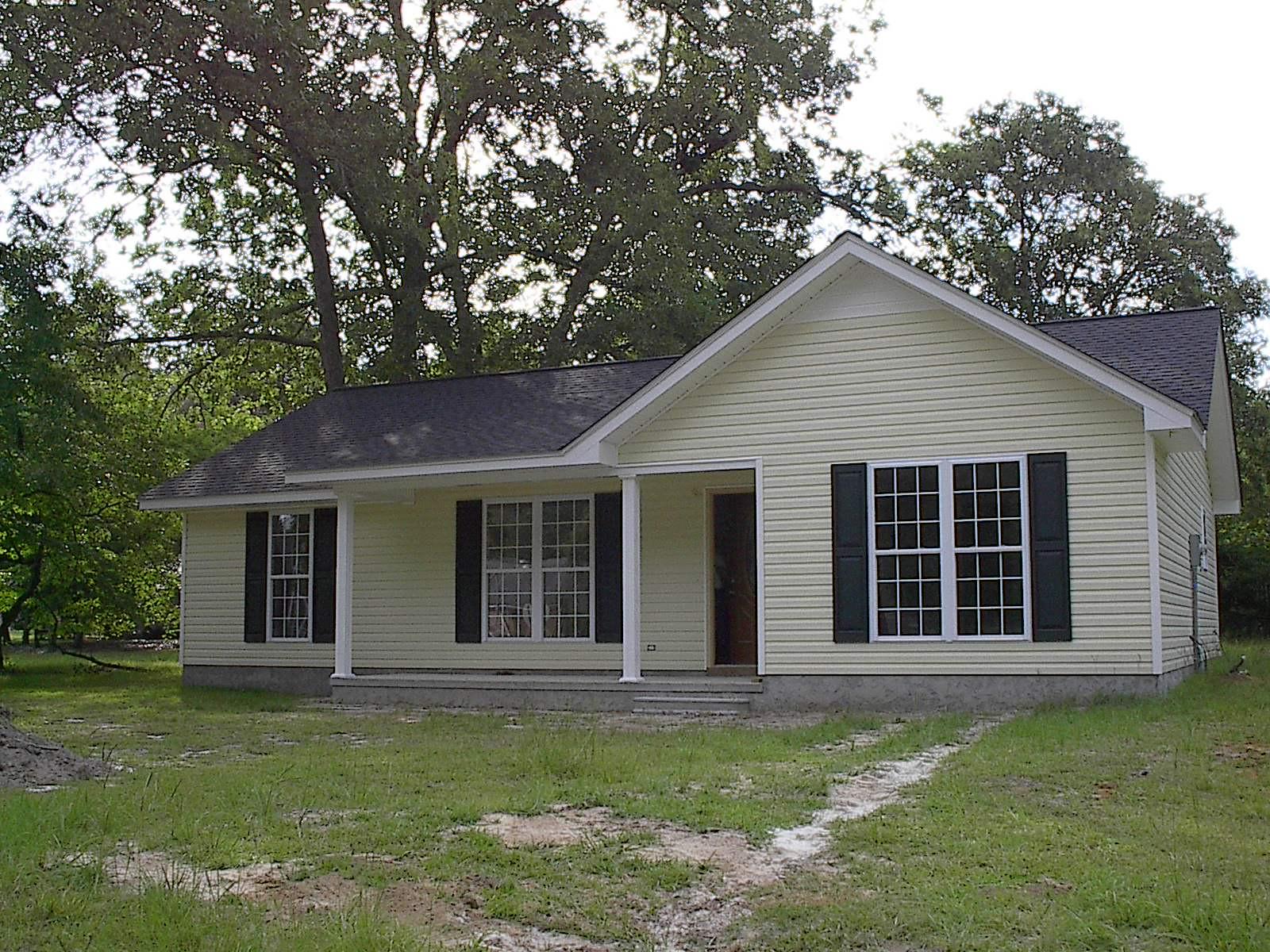 701 Second St E Hampton Front2