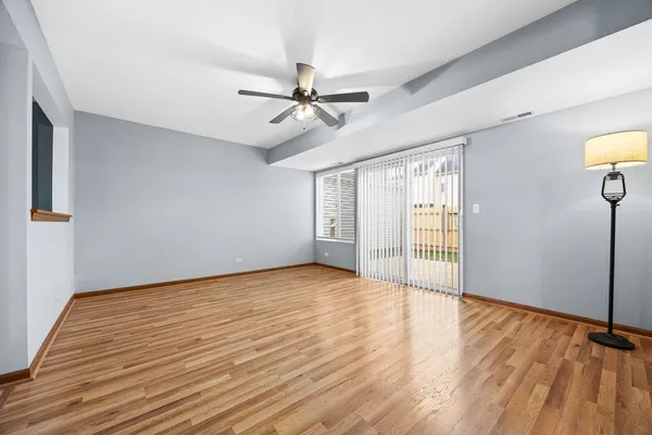 $315,000 | 568 Four Seasons Boulevard, Aurora, IL 60504