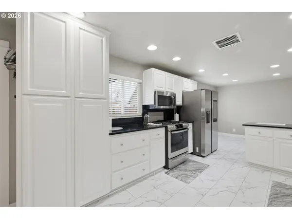 $665,000 | 1271 Arcadia Drive, Eugene, OR 97401