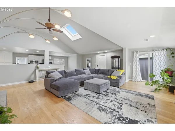 $665,000 | 1271 Arcadia Drive, Eugene, OR 97401