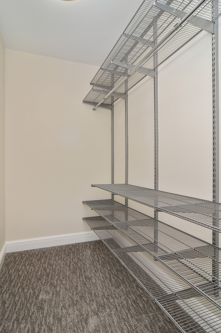 21 West Goethe Street, Unit 16K Chicago, IL 60610 - Photo 8 of 10 a view of small space