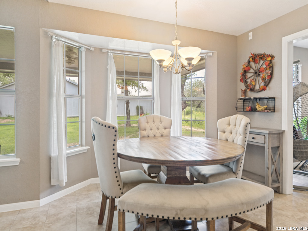 335 Spur Ridge San Antonio, TX 78264 - Photo 9 of 28