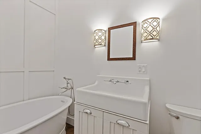 $800,000 | 167 House) Town Farm Road, North Anson, ME 04958