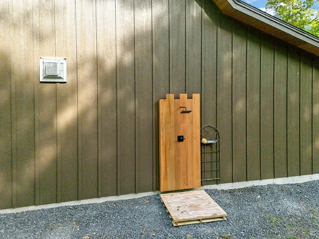 $800,000 | 167 House) Town Farm Road, North Anson, ME 04958