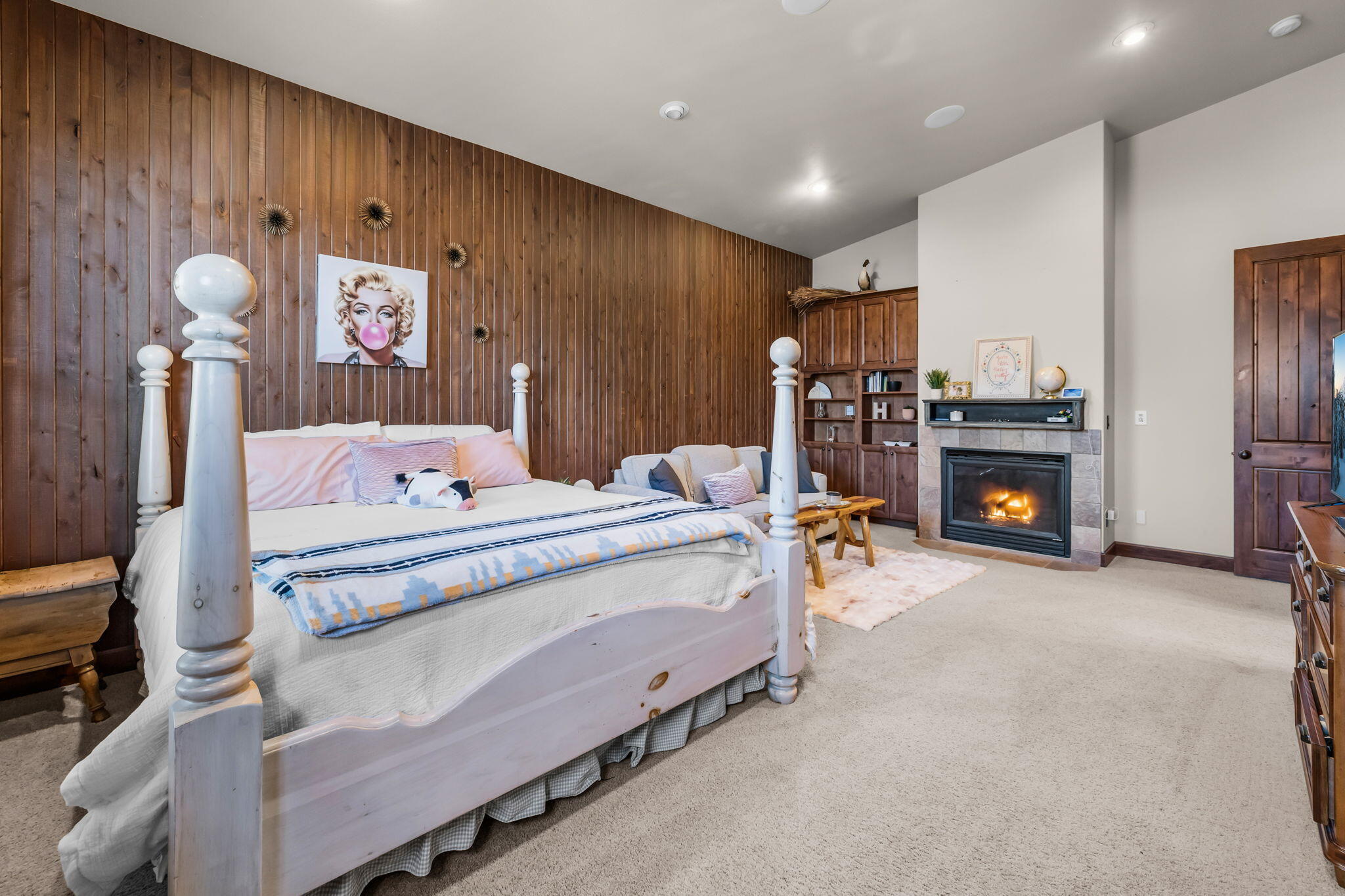 1144 Highland View Loop Redmond, OR 97756 - Photo 27 of 69 a bed room with a bed and a fireplace