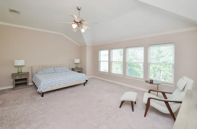 $4,200 | 227 McGowen Street, Houston, TX 77006