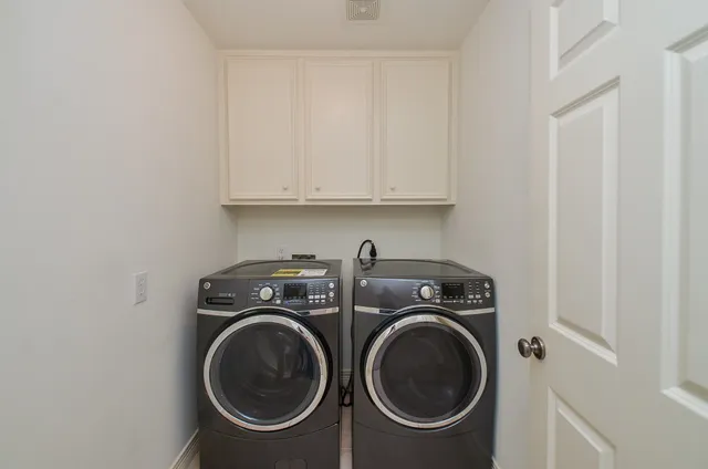 $4,200 | 227 McGowen Street, Houston, TX 77006