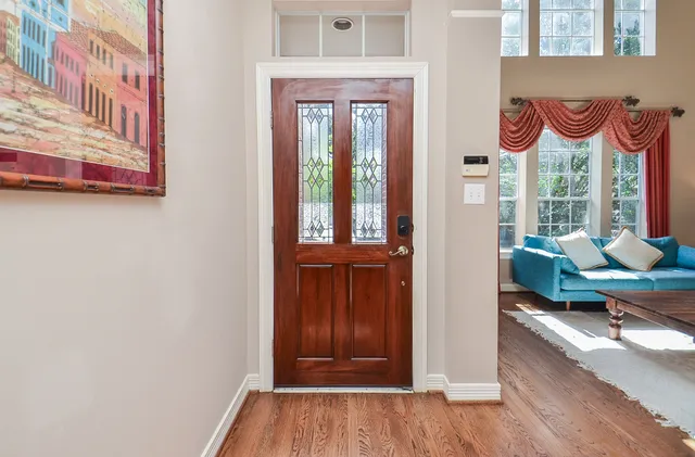 $4,200 | 227 McGowen Street, Houston, TX 77006