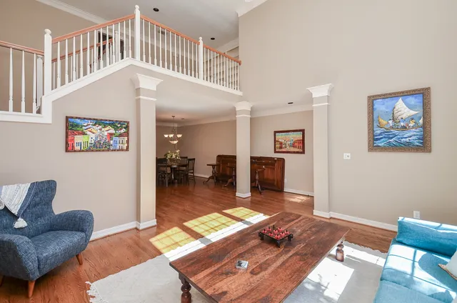 $4,200 | 227 McGowen Street, Houston, TX 77006