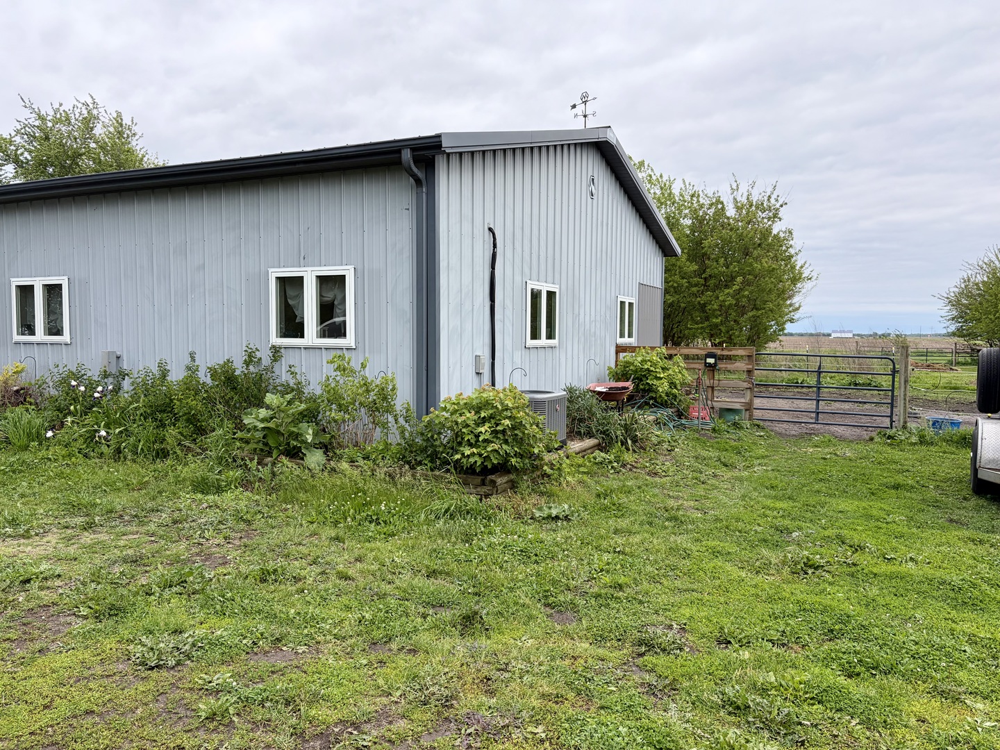 14681 Toad Hill Road Wapella, IL 61777 - Photo 21 of 29