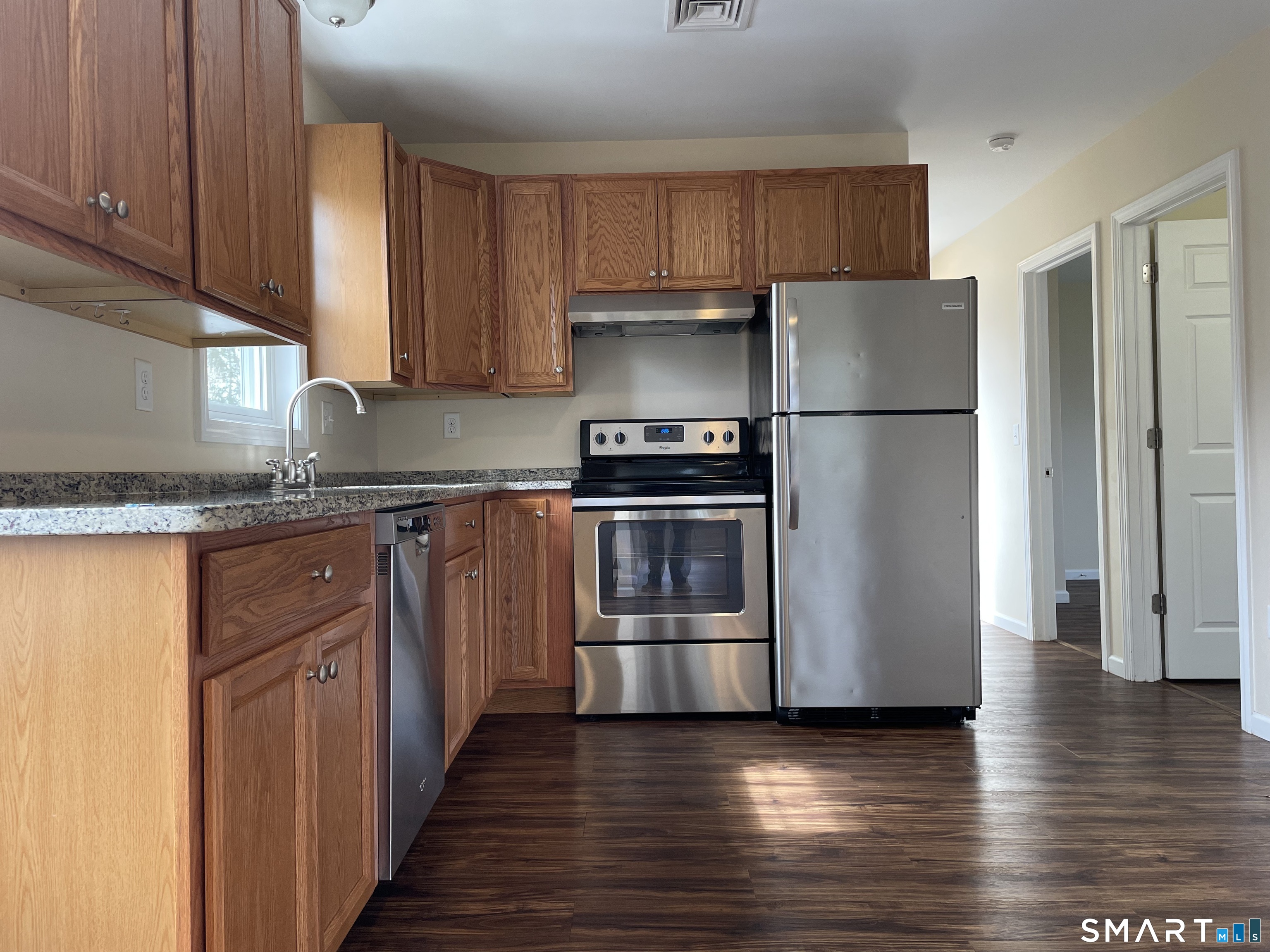 522 Worthington Ridge Berlin, CT 06037 - Photo 4 of 20