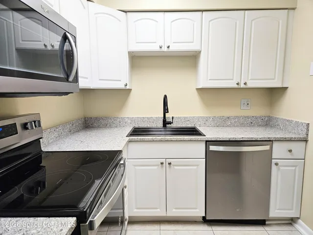 $1,950 | 3190 North Atlantic Avenue, Unit 131, Cocoa Beach, FL 32931