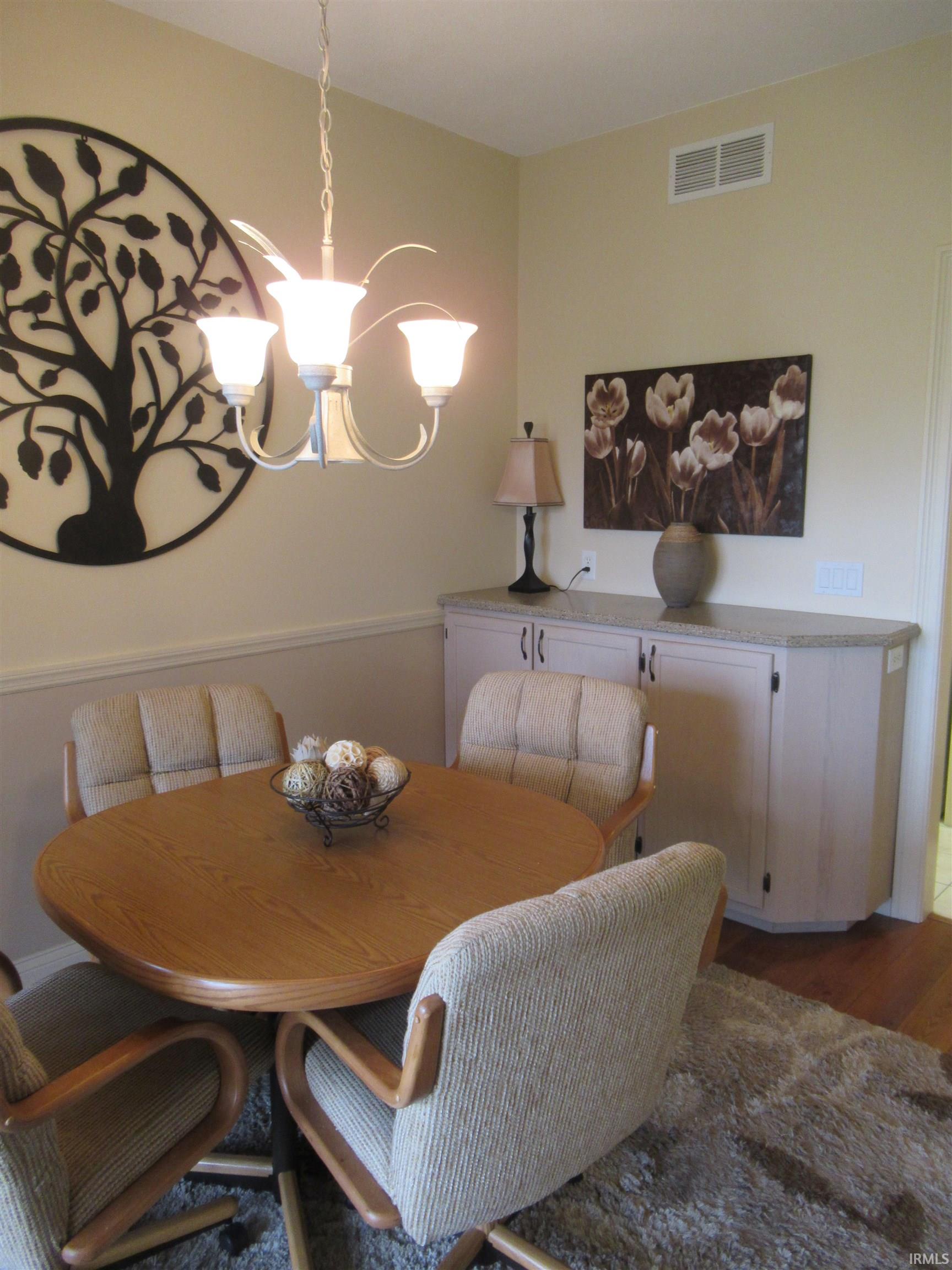 2428 Barcroft Court Fort Wayne, IN 46804 - Photo 11 of 31