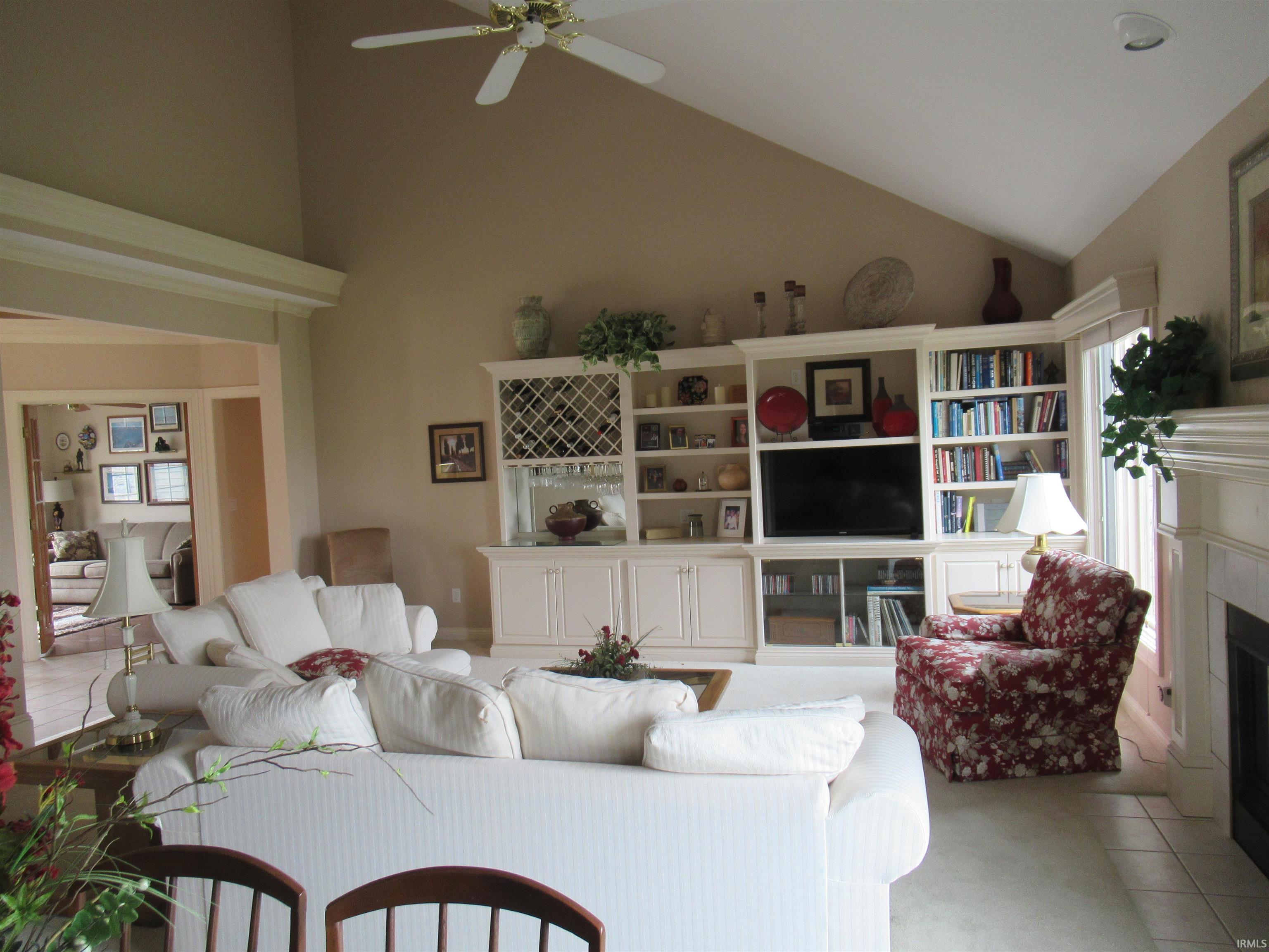 2428 Barcroft Court Fort Wayne, IN 46804 - Photo 10 of 31