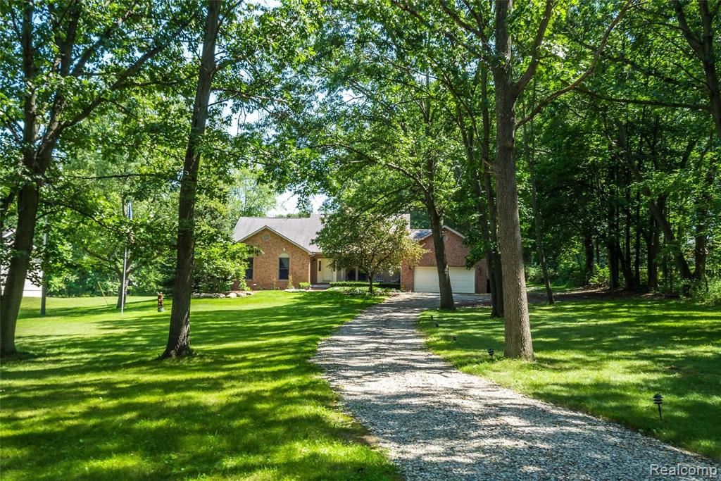 8249 Chambers Road Pinckney, MI 48169 - Photo 58 of 59