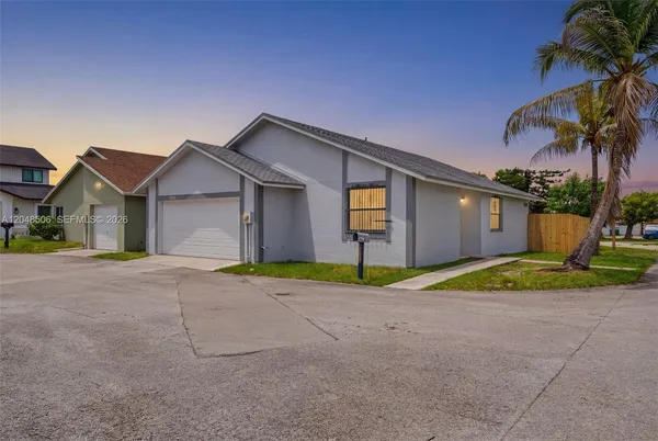 $450,000 | 29617 Southwest 158th Court, Homestead, FL 33033