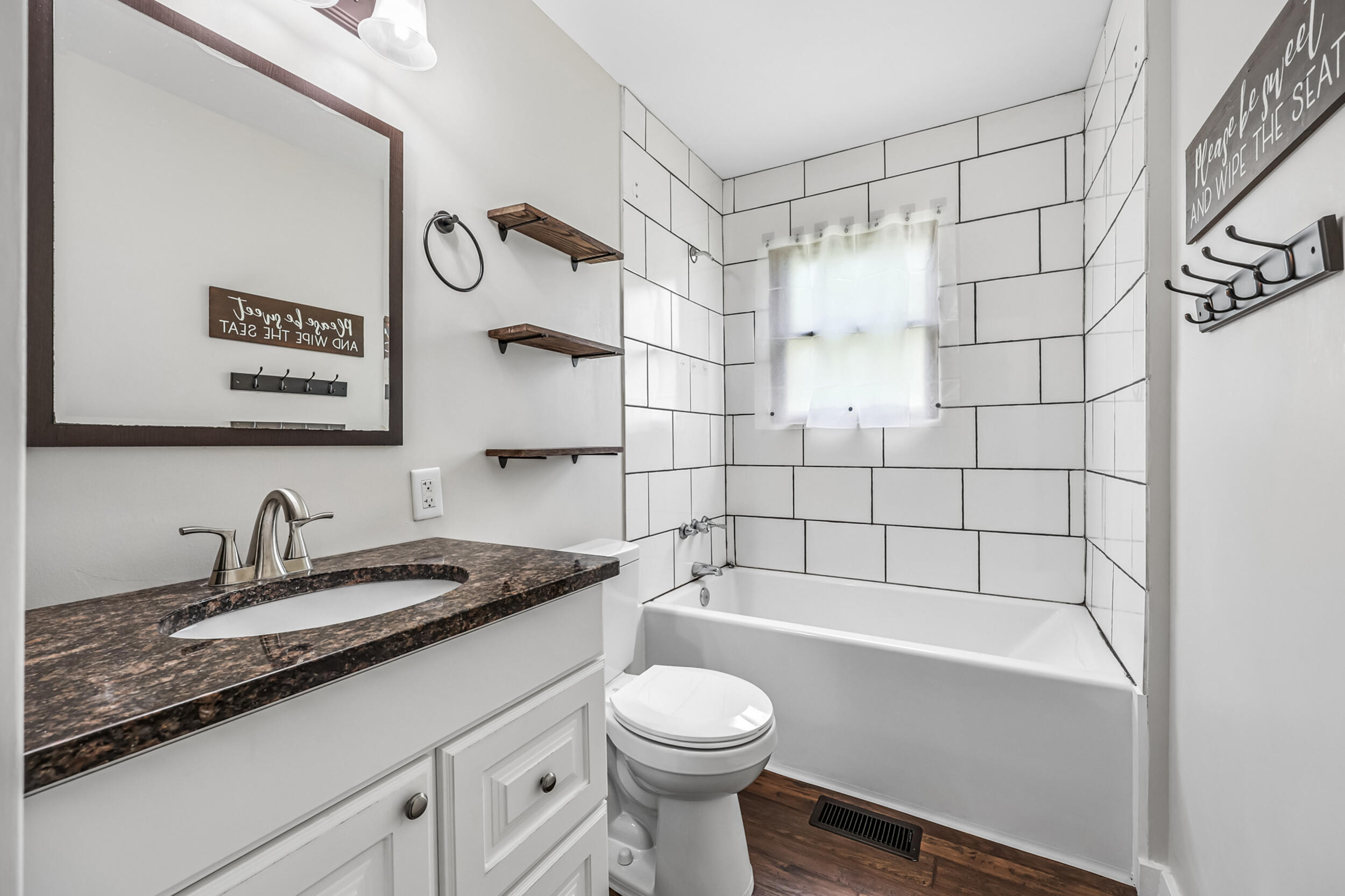1688 Carr Road Muskegon, MI 49442 - Photo 20 of 35 1688 Carr-17