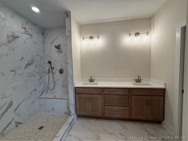 $644,900 | 3019 Masters Drive, Floyds Knobs, IN 47119