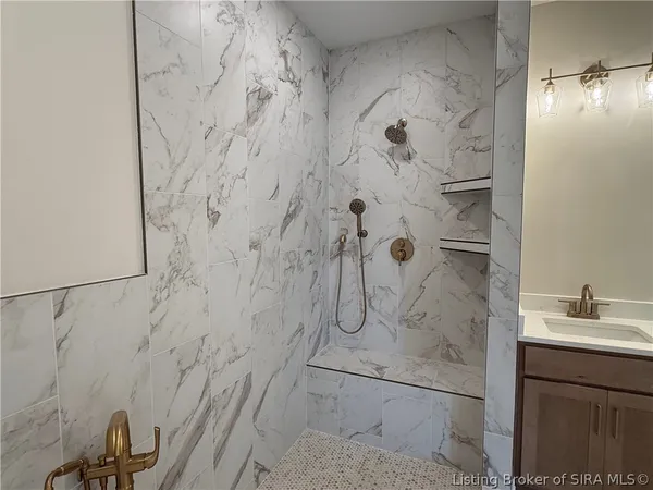 $644,900 | 3019 Masters Drive, Floyds Knobs, IN 47119