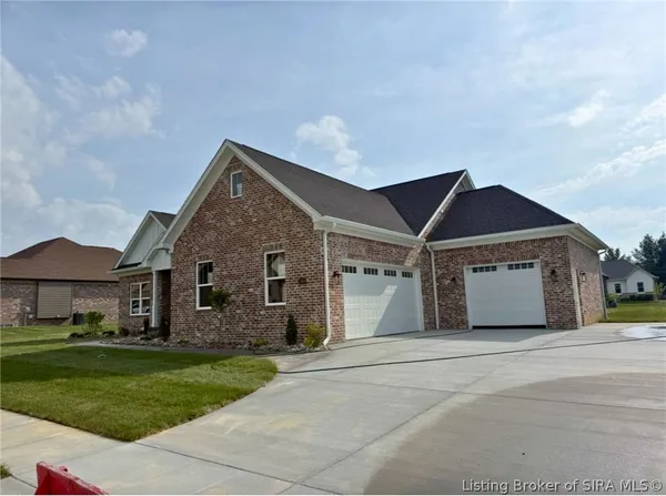 $644,900 | 3019 Masters Drive, Floyds Knobs, IN 47119