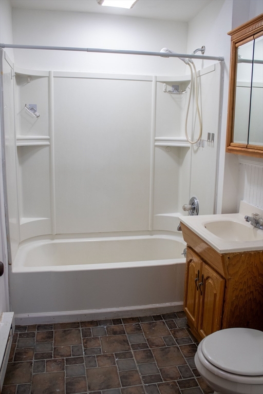 91 Perry Avenue, Unit 3 Worcester, MA 01610 - Photo 6 of 7