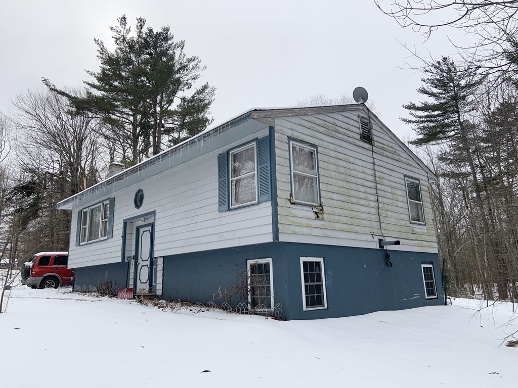 105 Gardner Road Winchendon, MA 01475 - Photo 3 of 30 Gallery Image 3
