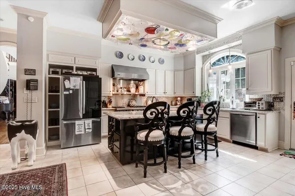 $1,185,000 | 618 Lakeshore Drive, Goldsboro, NC 27534