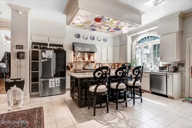 $1,185,000 | 618 Lakeshore Drive, Goldsboro, NC 27534