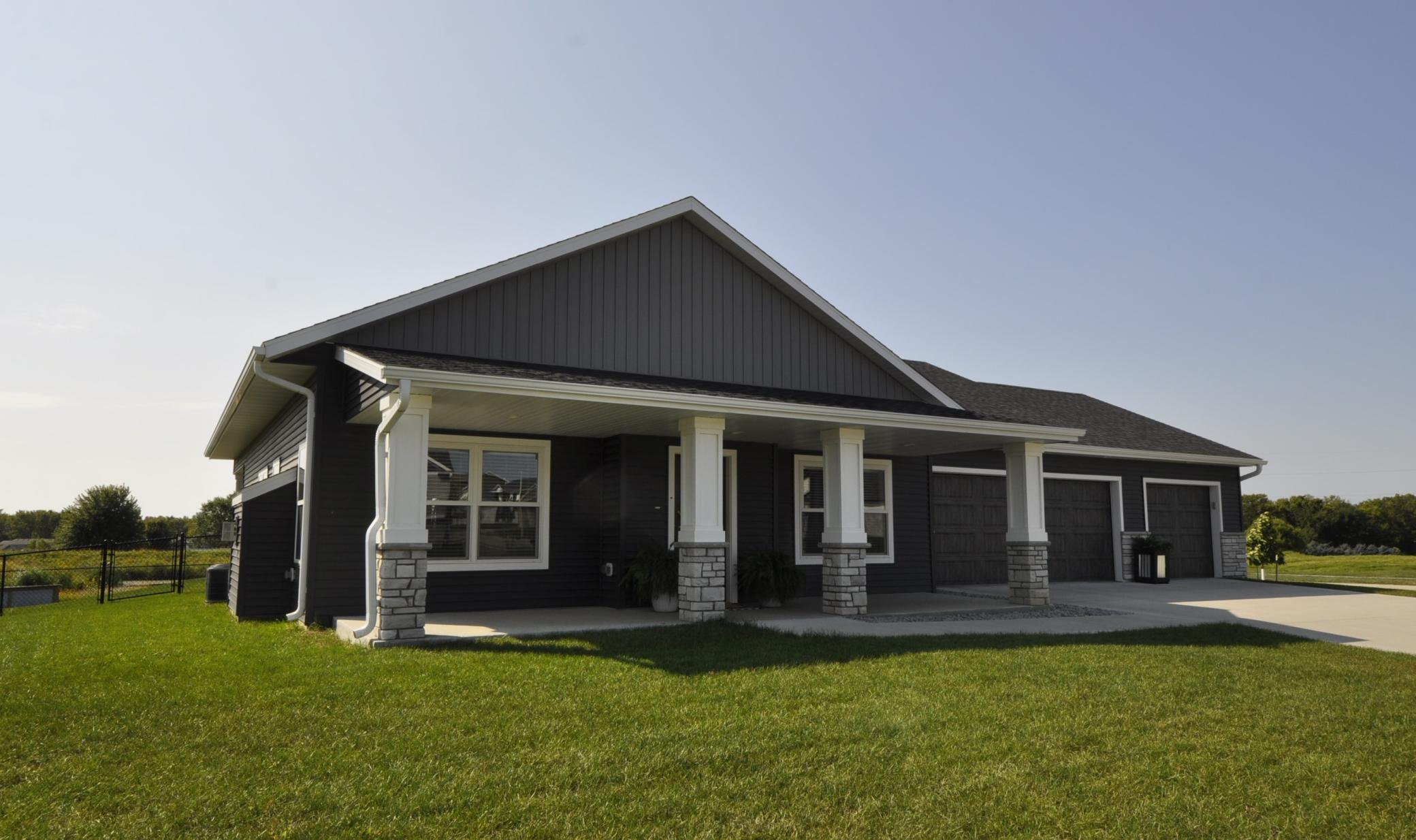 5492 Ridgeview Drive Northwest Rochester, MN 55901 - Photo 2 of 35 Gallery Image 2