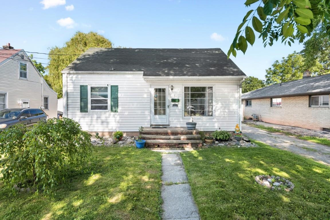 641 State Street Menasha, WI 54952 - Photo 19 of 33