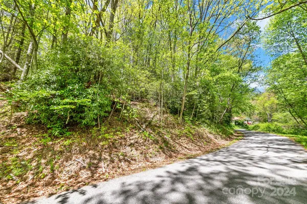 $649,000 | 9999 Gouges Creek Road, Spruce Pine, NC 28777