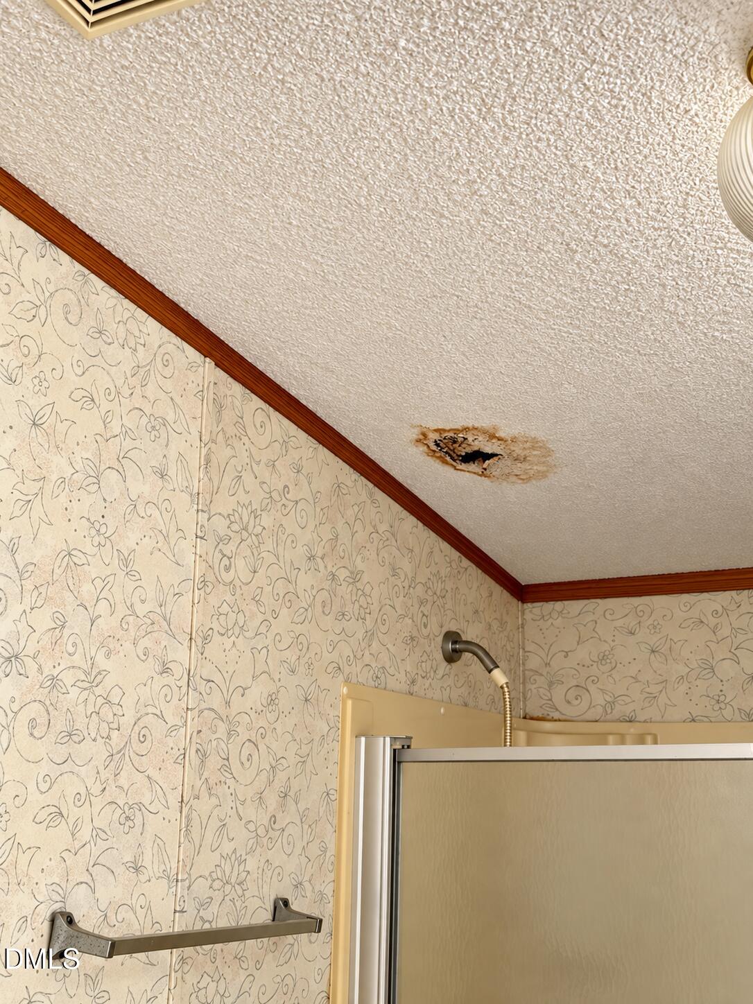 308 Blacks Road Macon, NC 27551 - Photo 3 of 11 7F033533-1F22-4BCB-951F-927F0BBEF947