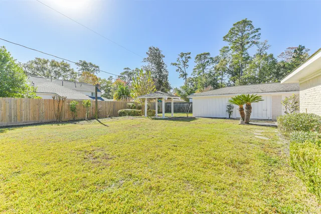 $310,000 | 422 Dover Lane, Spring, TX 77373